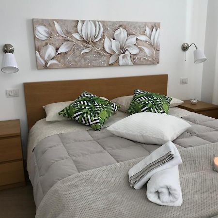 Giorgiada Relax Apartment คาสเตลโมลา ภายนอก รูปภาพ